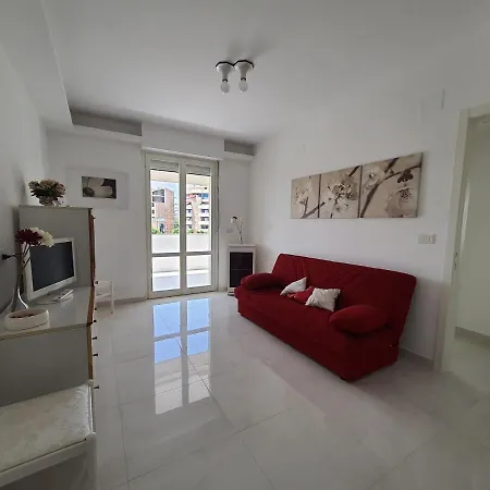 Elegante Appartamento A Due Passi Dal Mare Montesilvano Marina Buitenkant foto