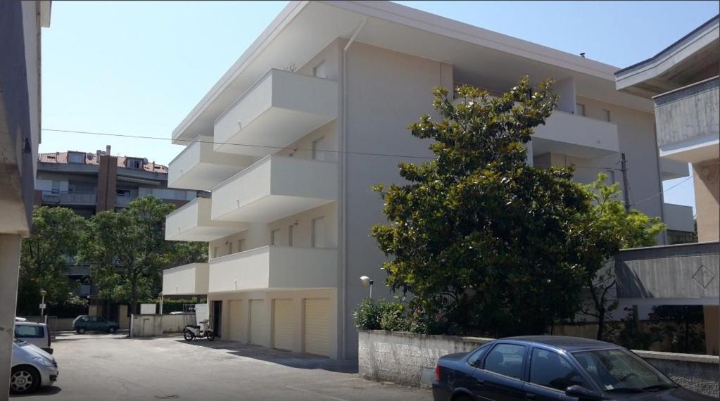 Elegante A Due Passi Dal Mare Apartment Montesilvano Marina